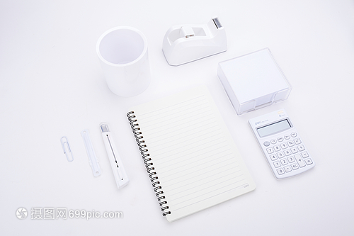 創新桌面文具，提升辦公效率與美學享受